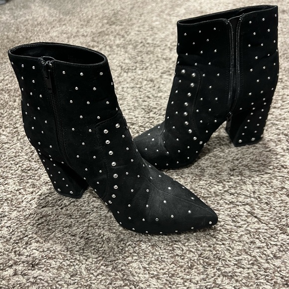 Gianni Bini Shoes - GIANNI BINI BOOTIES